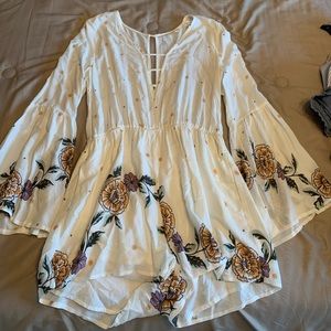 Long sleeve flowey romper